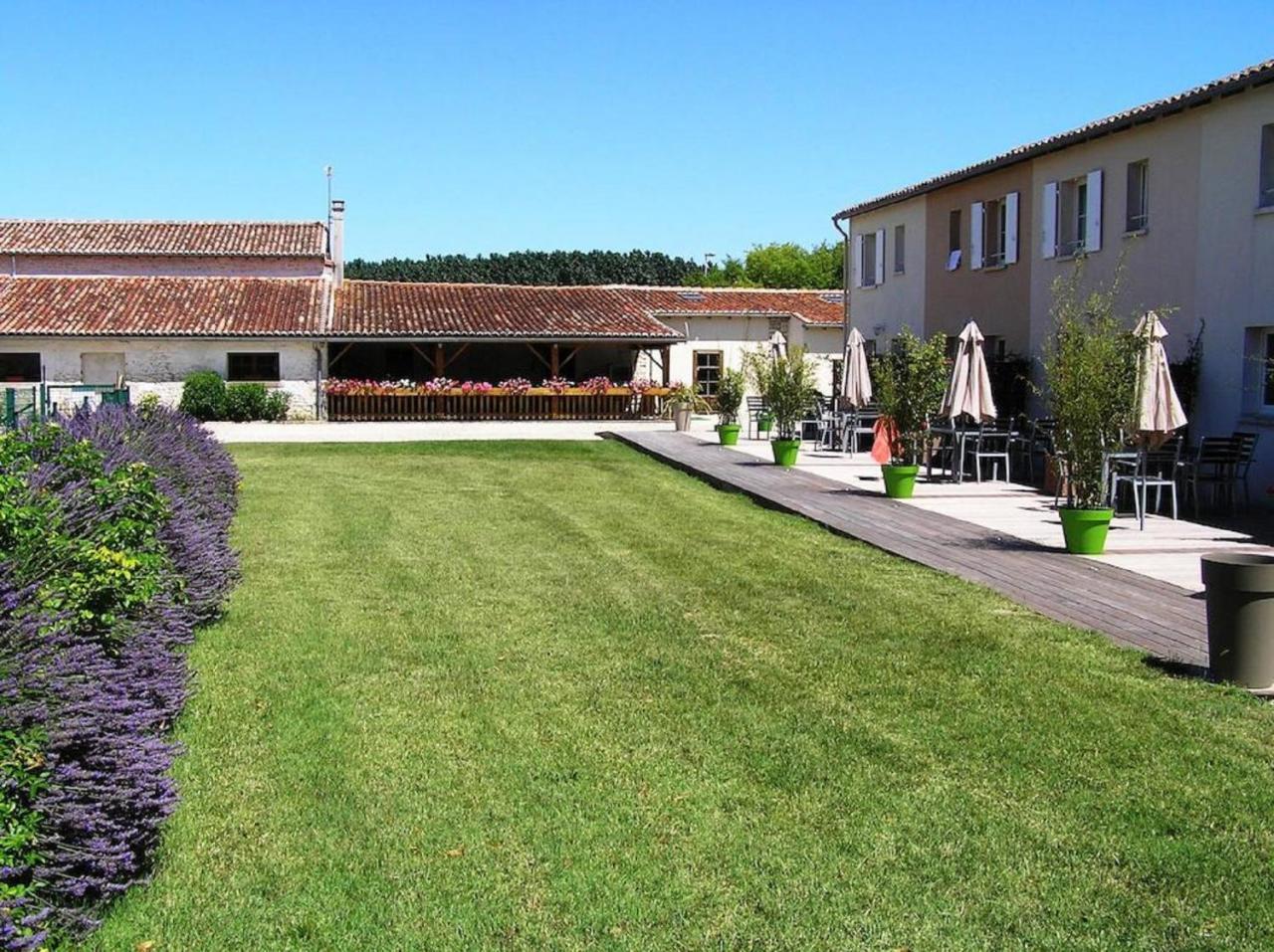 Domaine Les Granges Villa แซ็ง-ฌ็อง-เด-อ็องเจลี ภายนอก รูปภาพ